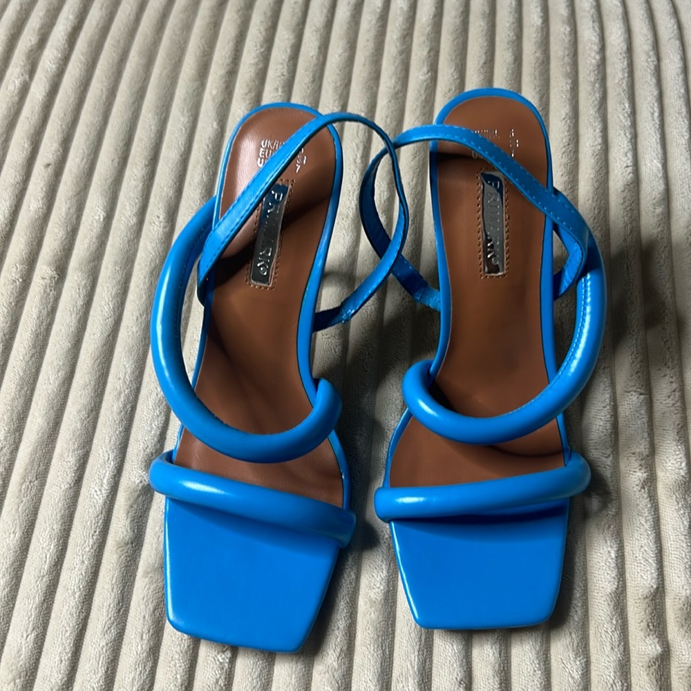 Blue Heels